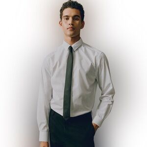 H&M Fitted Slim No Iron Dress Button Down Shirt Size Medium